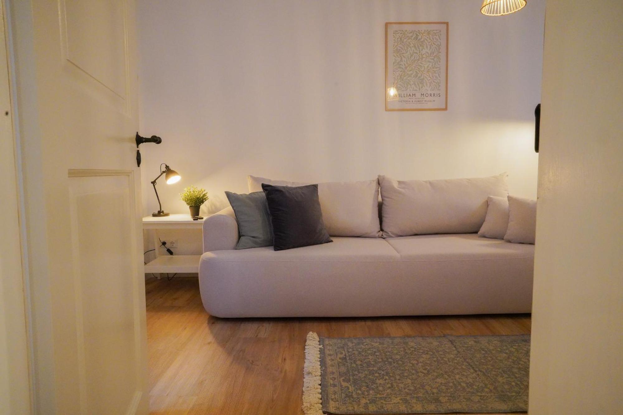 Lady Milavie Apartment Coburg