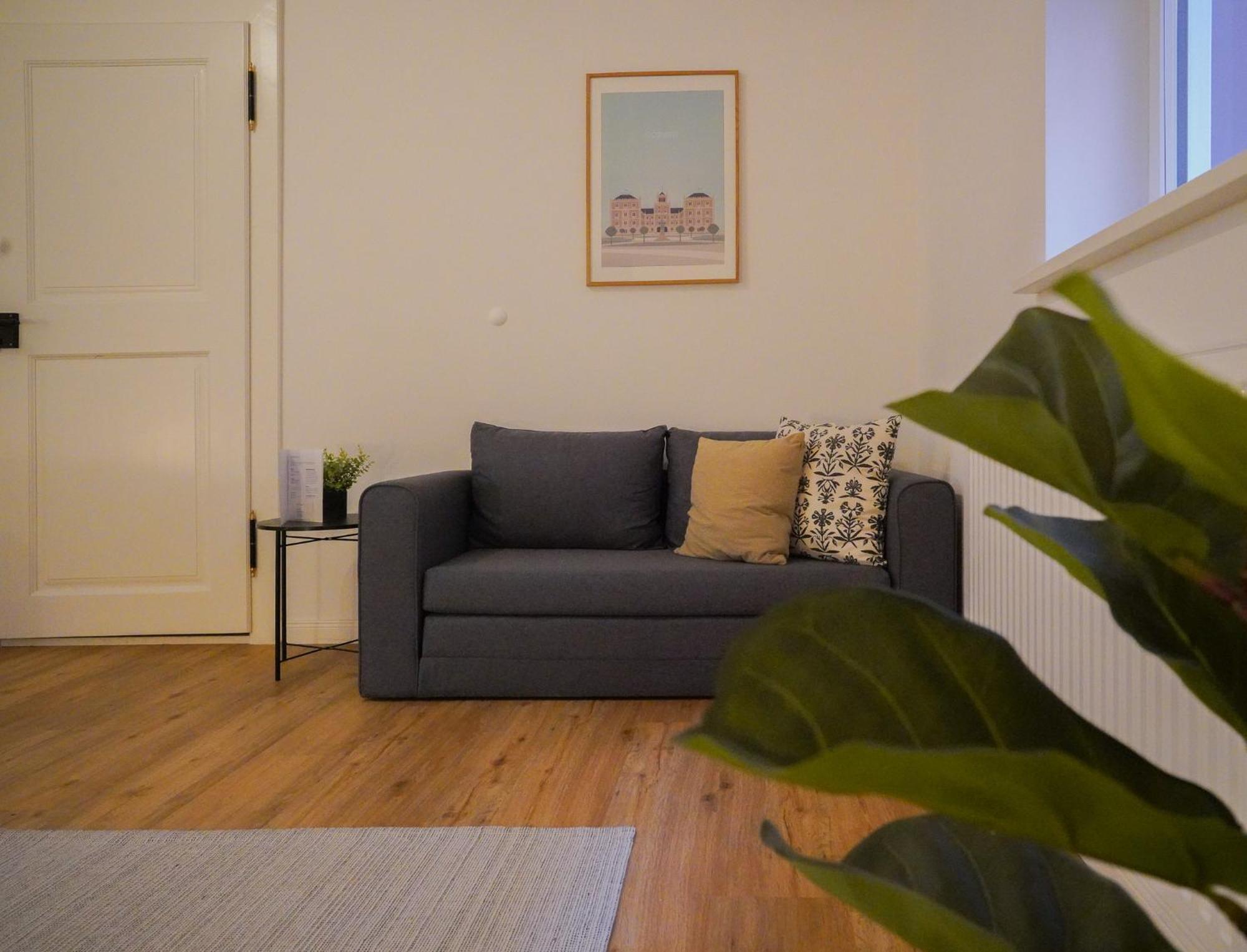 Lady Milavie Apartment Coburg